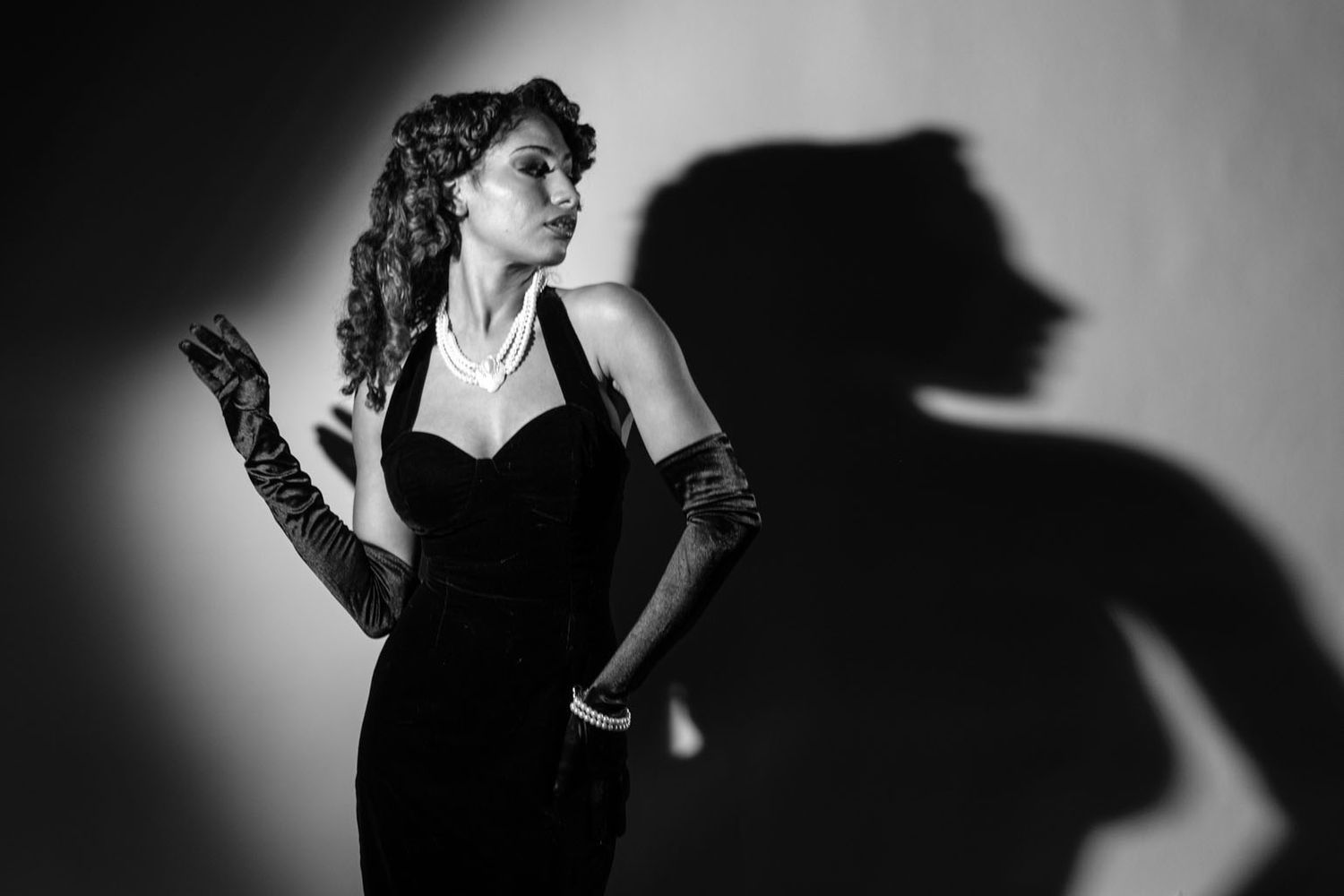 Special Guest Series- Hollywood Lighting in the Style of George Hurrell with Bobbi Lane