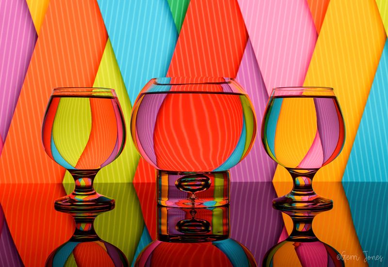 Special Guest Series- Photographing Refracted Glassware with Reflections with Gerri Jones