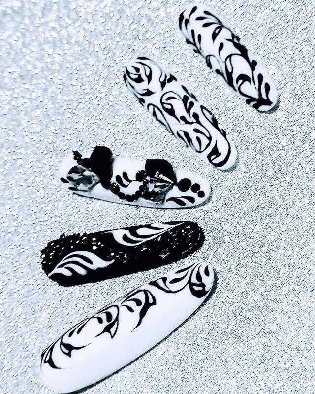 Black and White Baroque