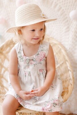Dresses &amp; pinafores