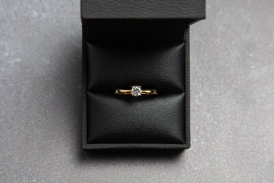 18ct Yellow Gold Diamond (0.30ct) Solitaire Engagement Ring