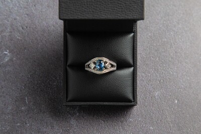 18ct White Gold Diamond & Blue Sapphire Ring