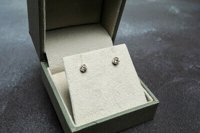 14ct White Gold Certified Diamond (0.25ct) Stud Earrings