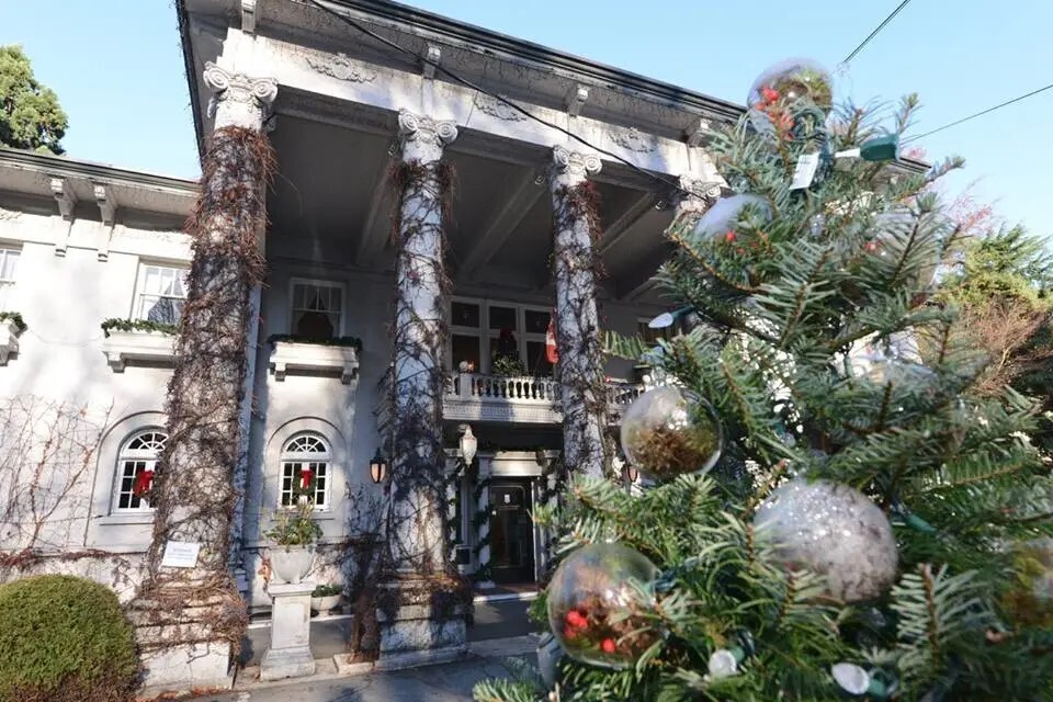 Christmas At Hycroft Mansion