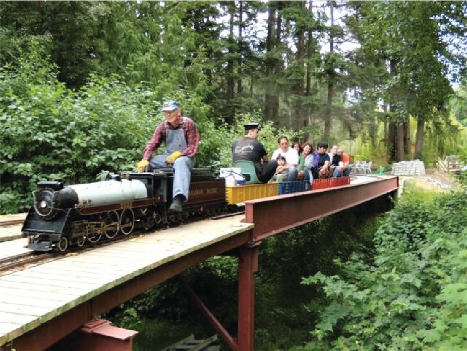 THE TRAIN TOUR
