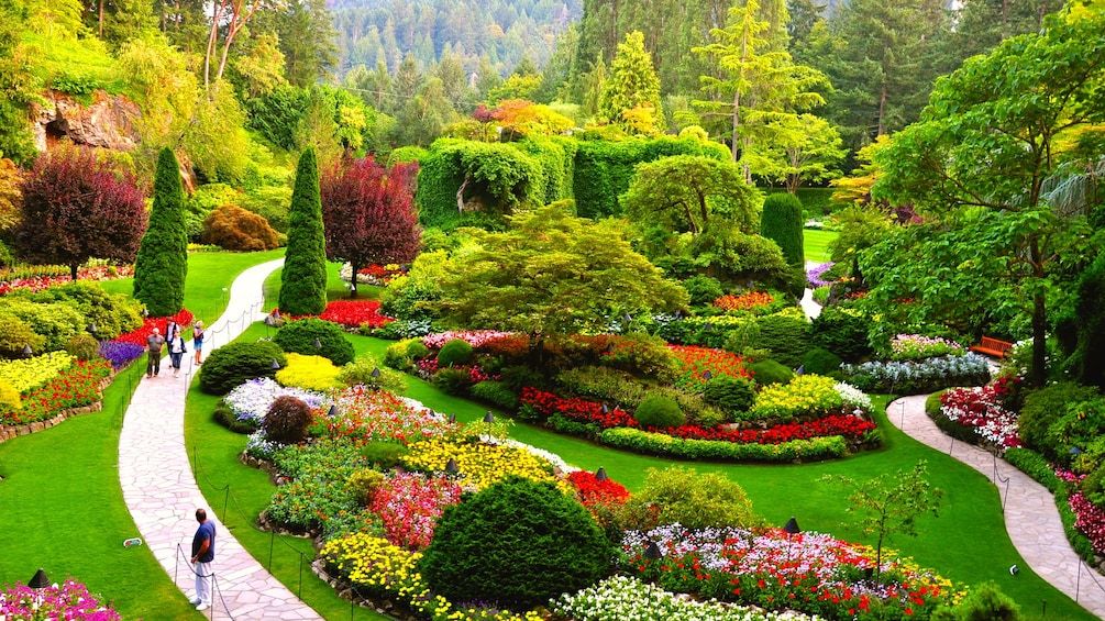 BUTCHART GARDENS