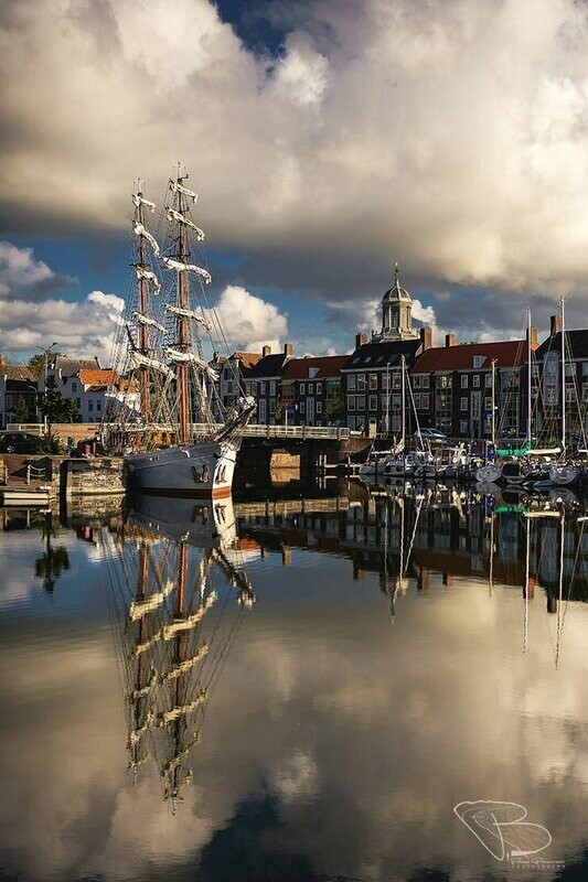 Tweemaster Aphrodite in haven Middelburg