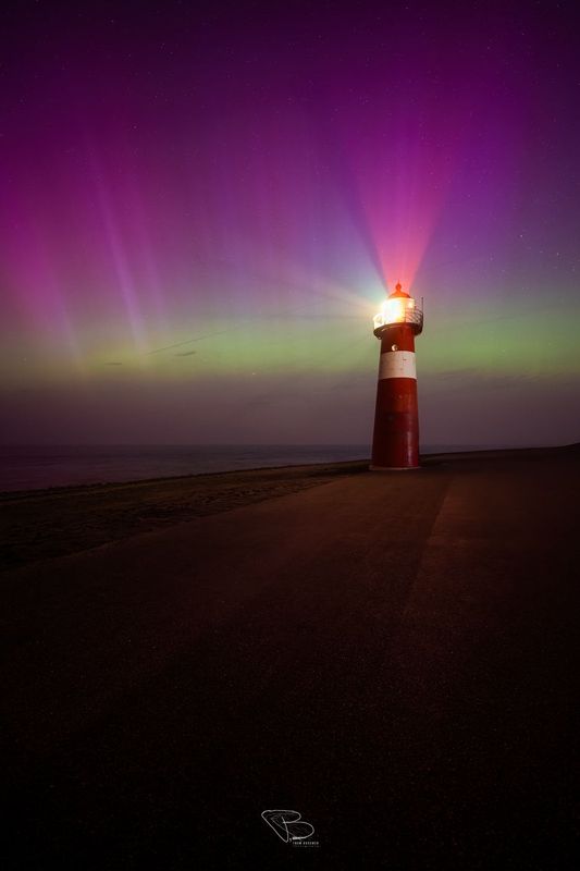 Noorderlicht boven Noorderhoofd