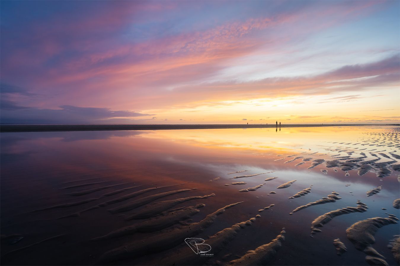 Kleurrijke zonsondergang Westenschouwen
