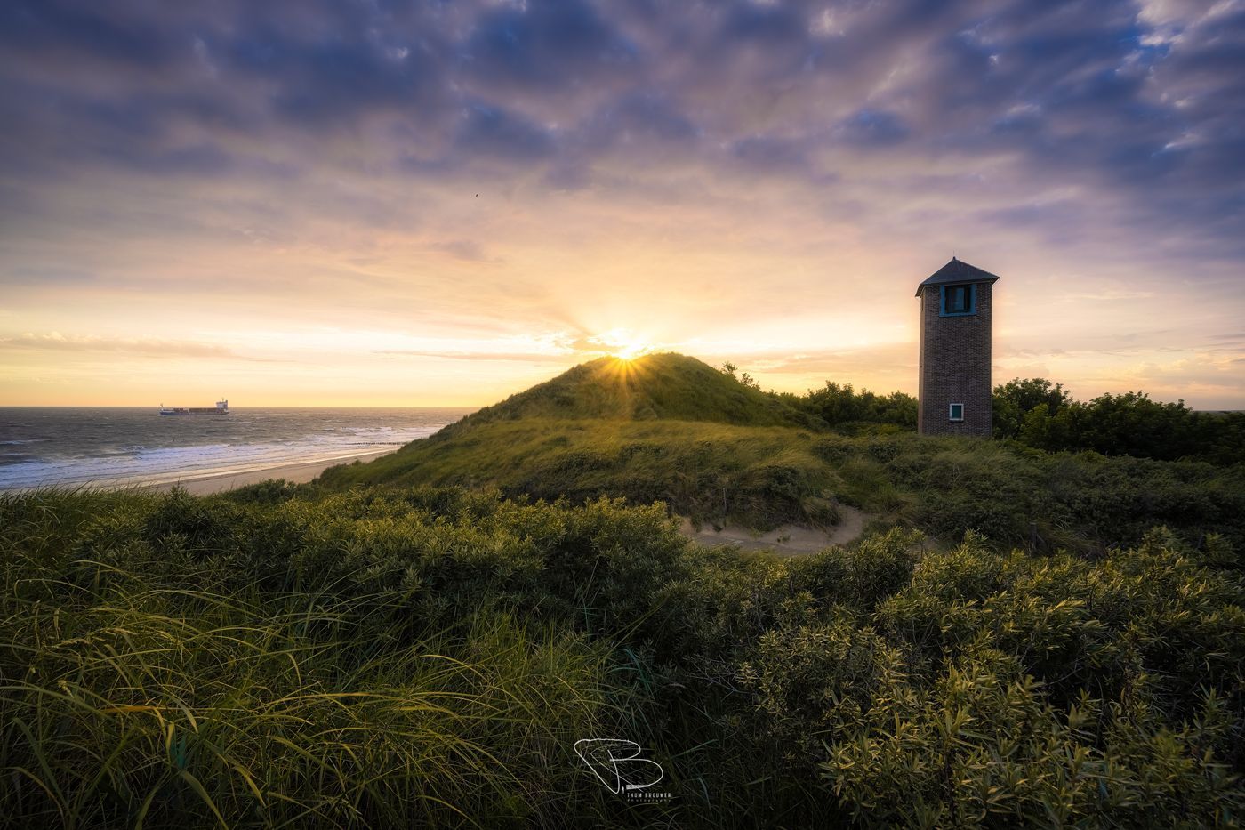 De Sergeant bij zonsondergang