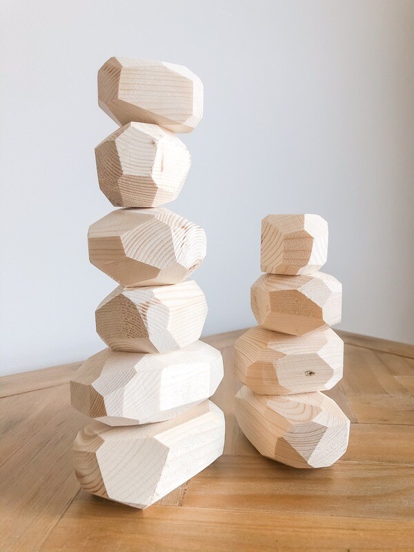 Natural Geometric Stacking Blocks