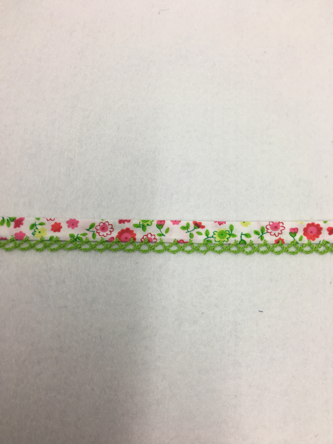 Picot Edged Bias Binding Tapes, Picot edge bias: Green Flower
