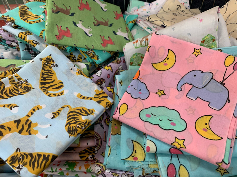 Fat quarter bundle 6PC Polycotton Animal 