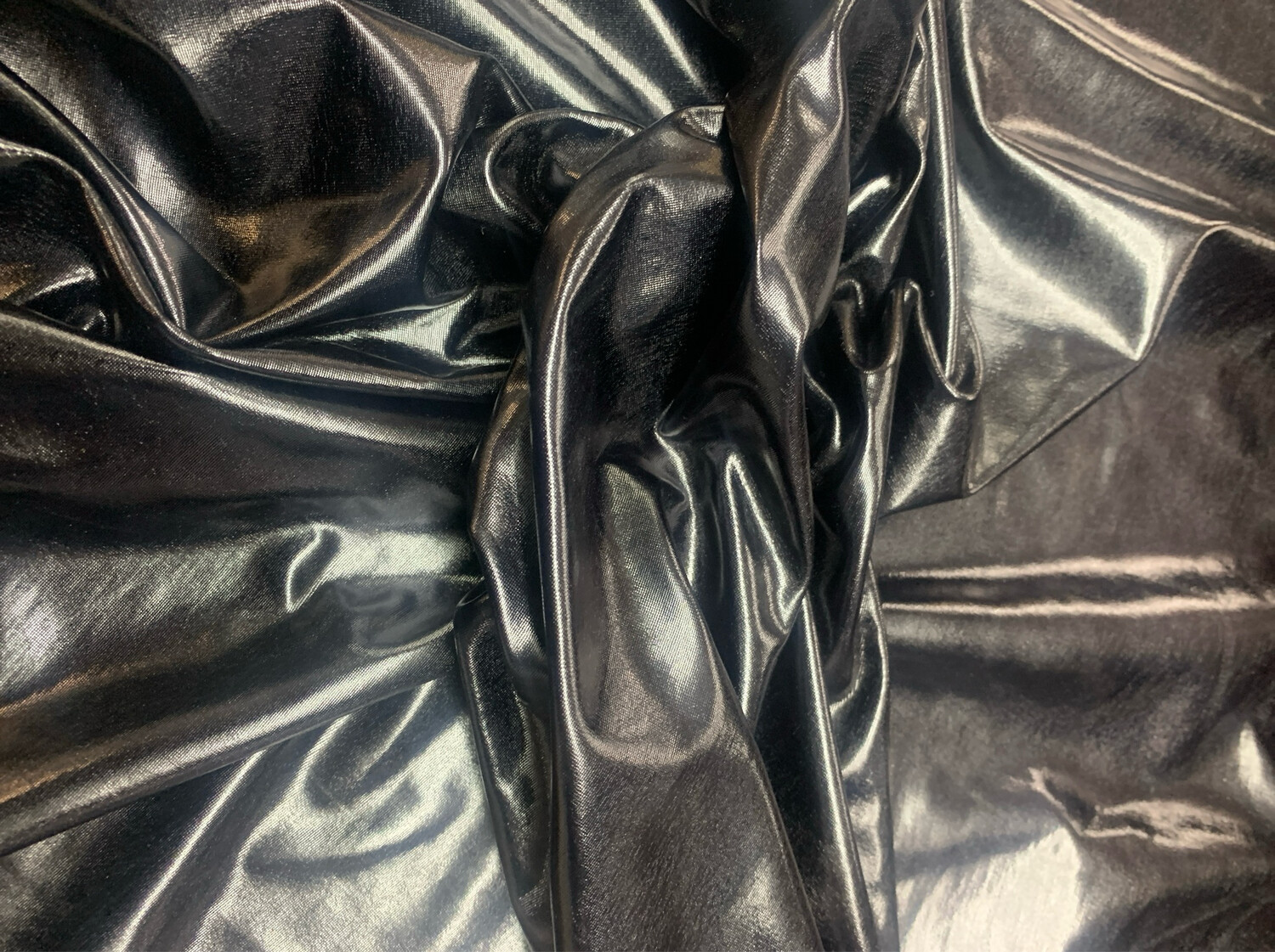 Emperor Foil Black