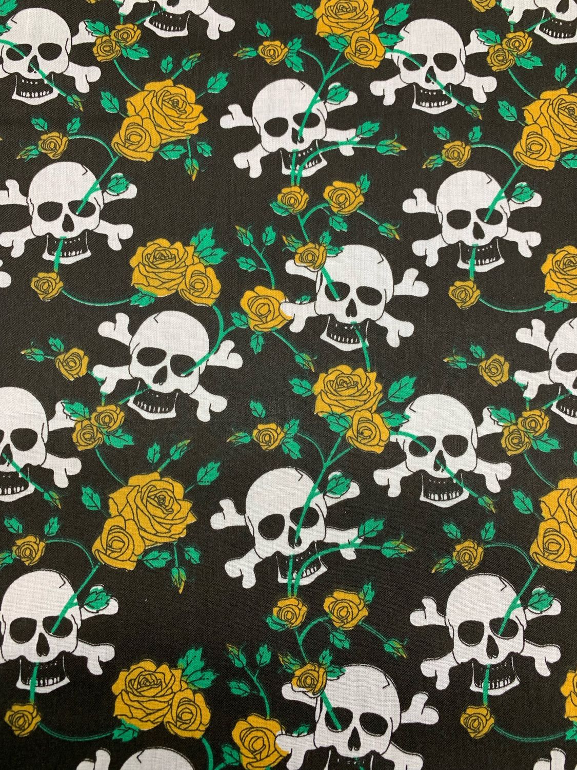 Skull and Roses Yellow 