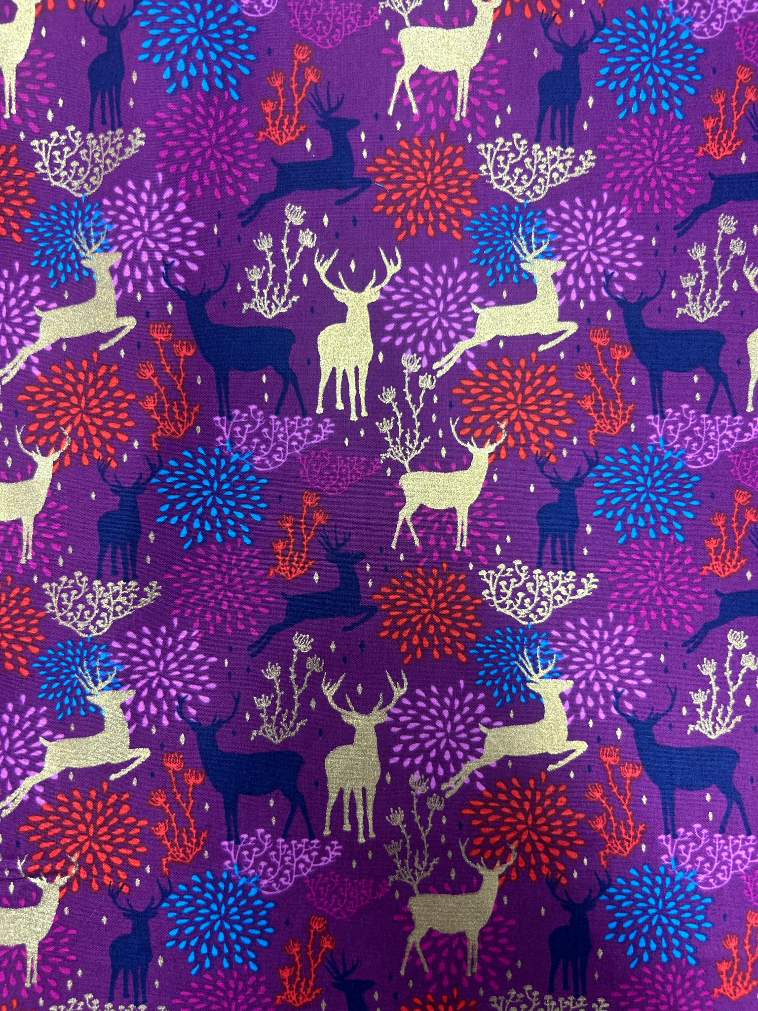 Metallic Reindeers Magenta