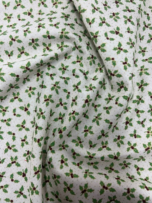 Metallic Holly Cream