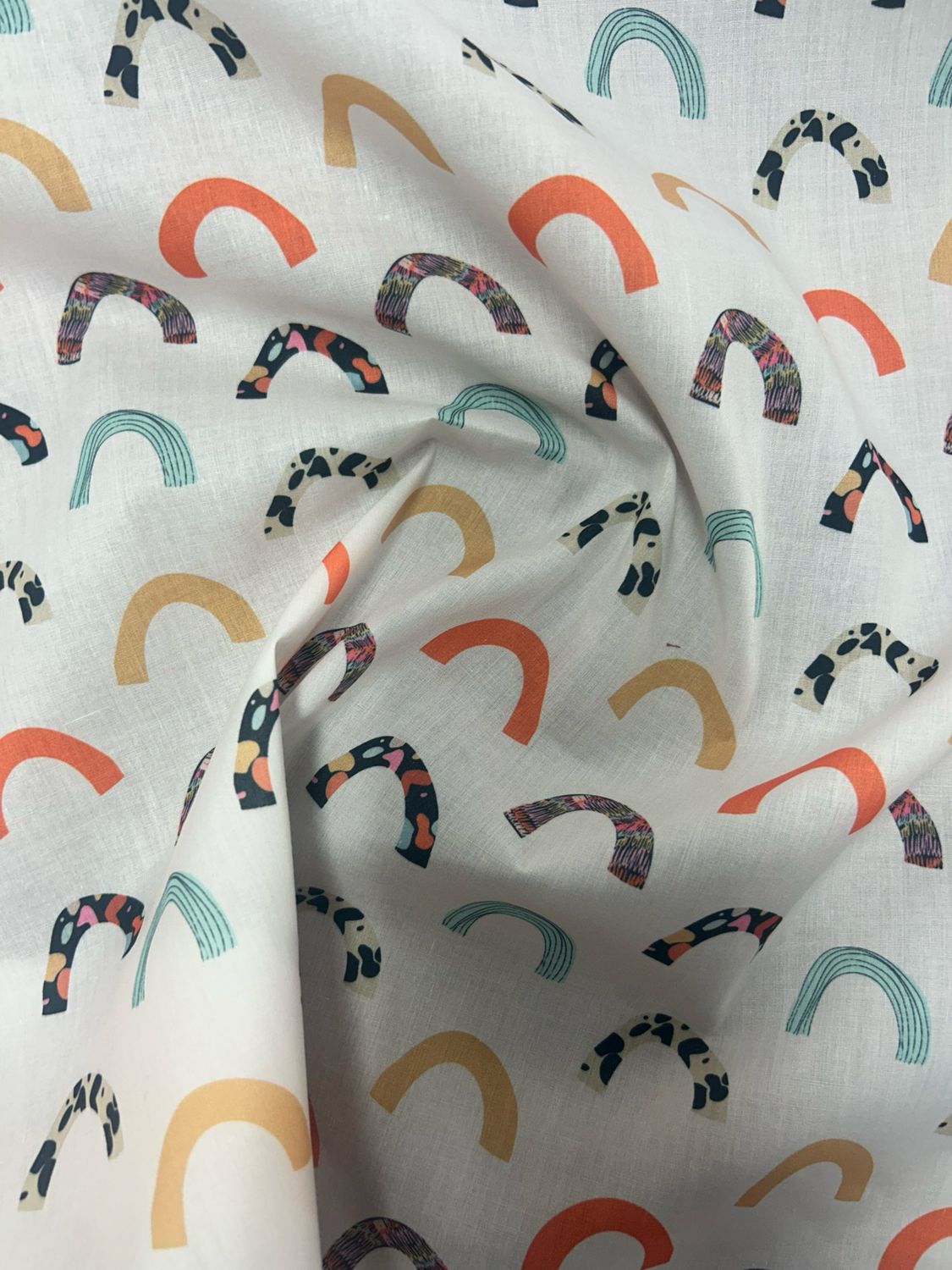 Digital Rainbow White