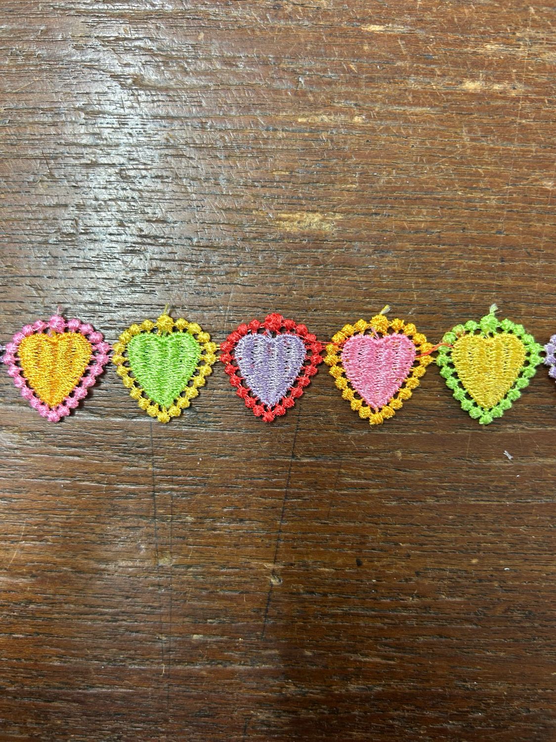 Embroidered Pineapple Trim