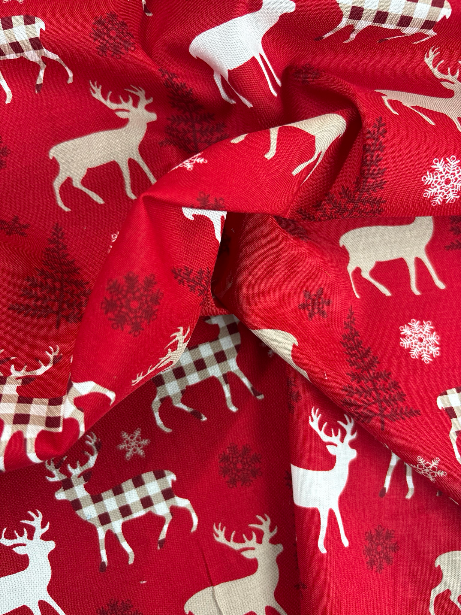 Roaming Reindeer 100% Cotton
