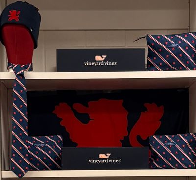 Vineyard Vines Cosmetic Bag
