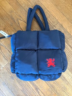 Navy Red Lion Puffer Tote Navy Red Lion Puffer Tote