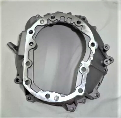 Campana Carcasa de Caja Toyota 5L / 3L