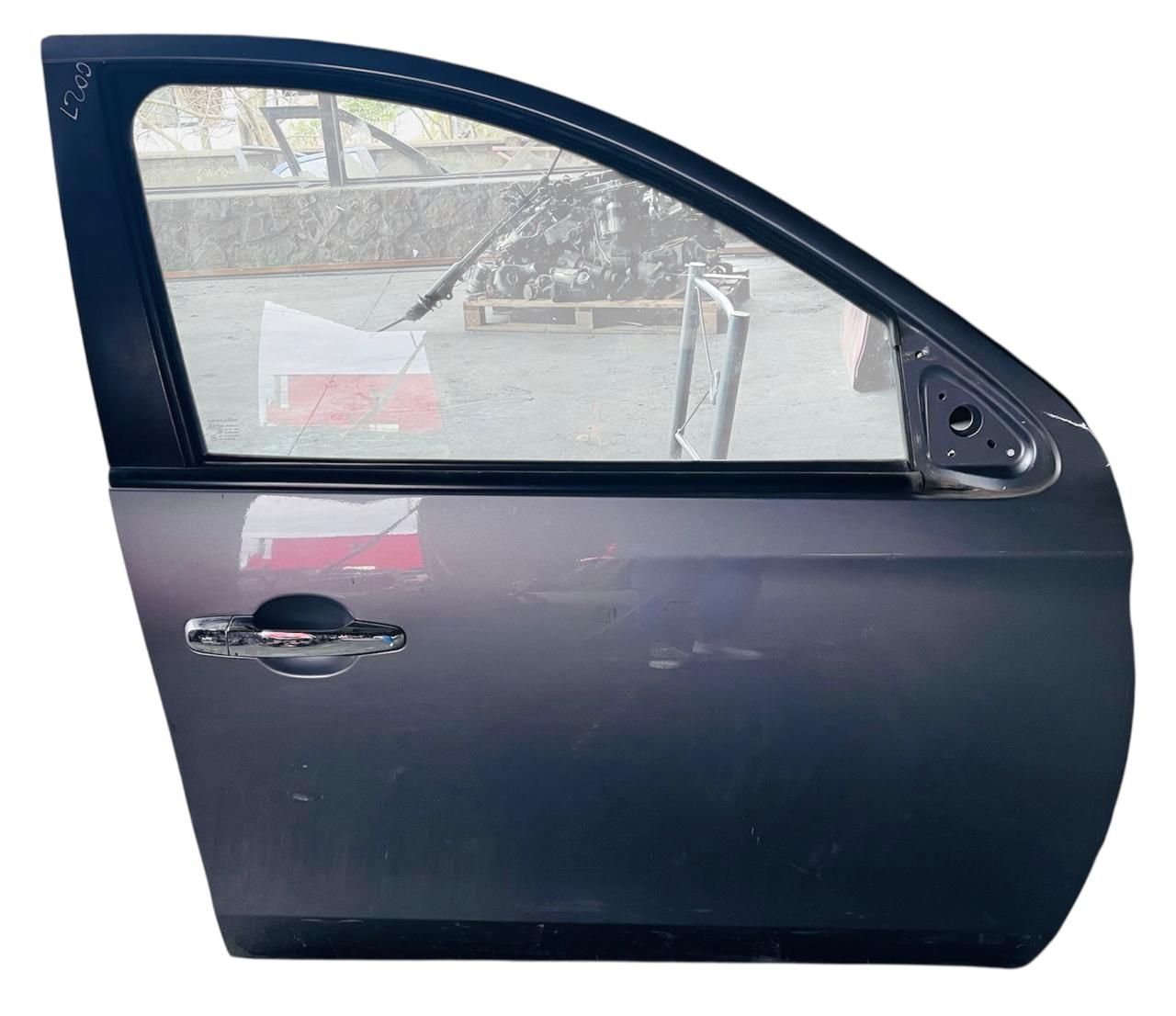 Puerta Delantera Derecha Mitsubishi L200 2016 Al 2022 S/espejo