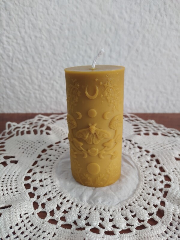 Vela Femenina Sagrada