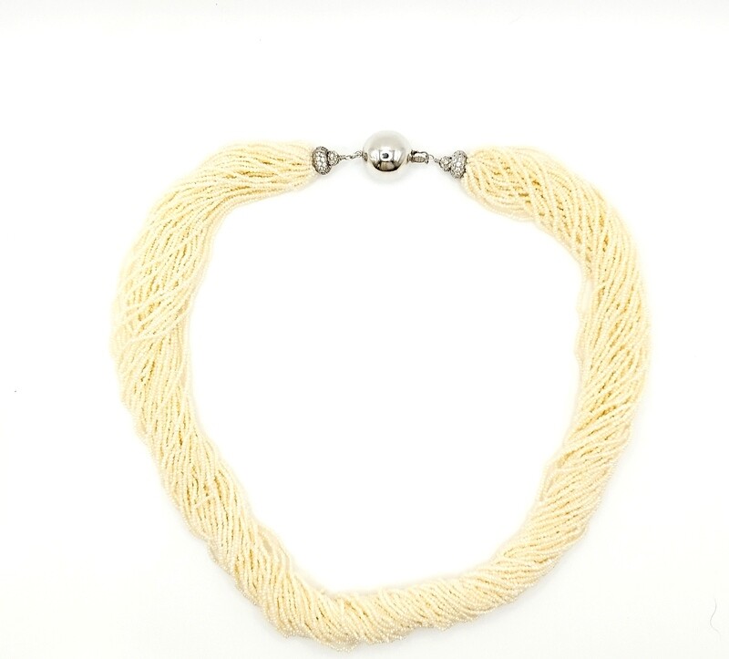Collar "Akoya"