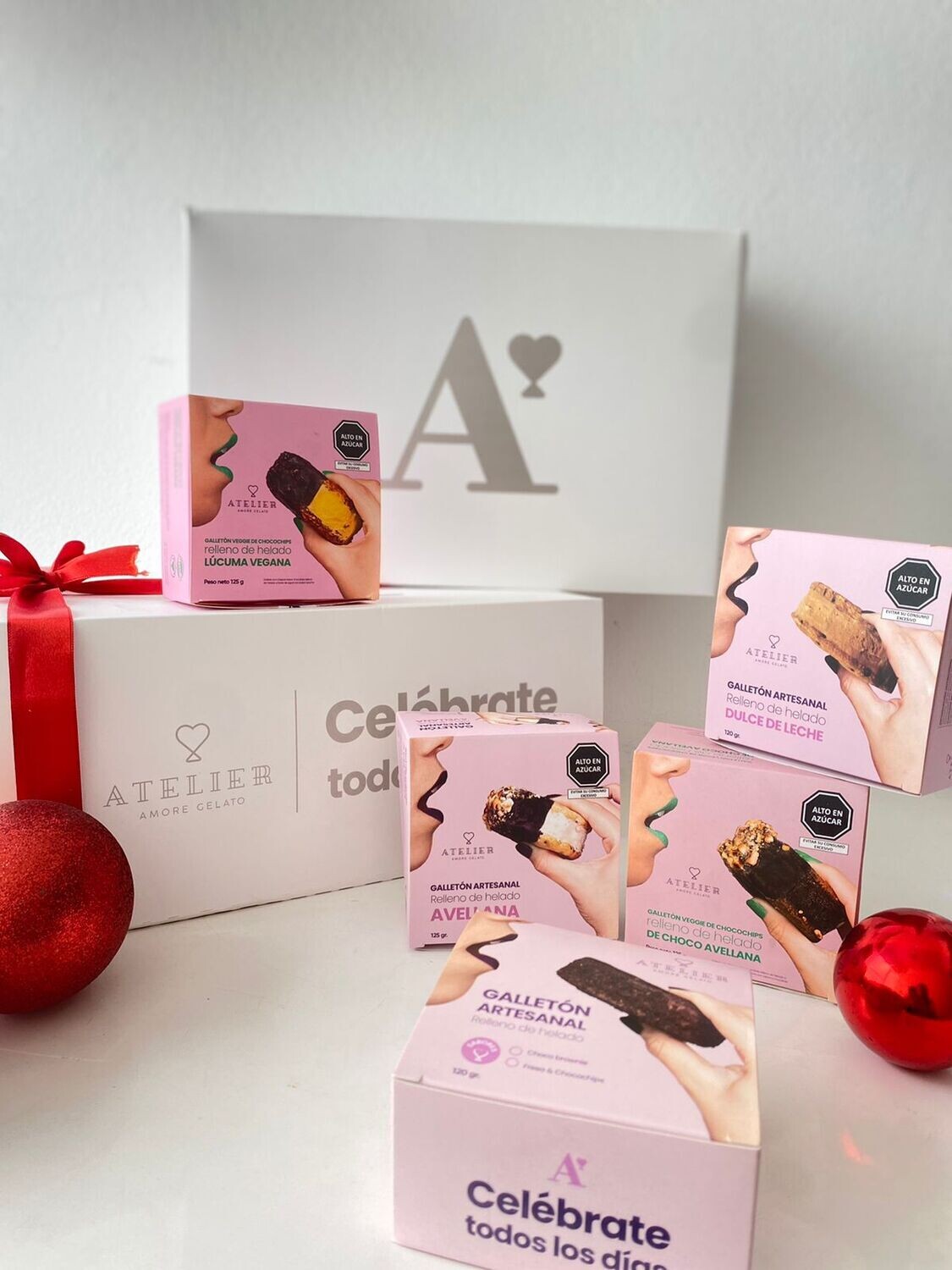 Santa te quiero con Galletones 🤶🏻 🎅🏻 🍪: 6 galletones a elección en box decorado de Navidad.