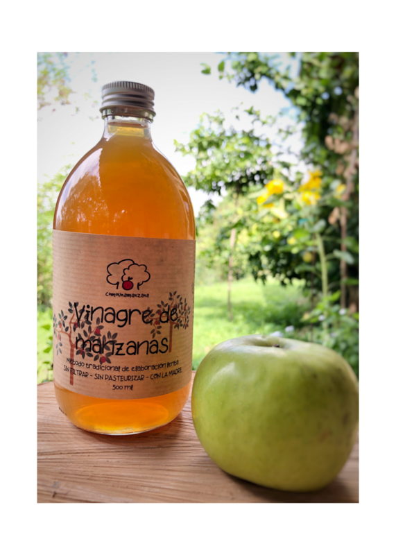 Vinagre de manzanas con la madre