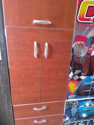 Ropero de 2 puertas