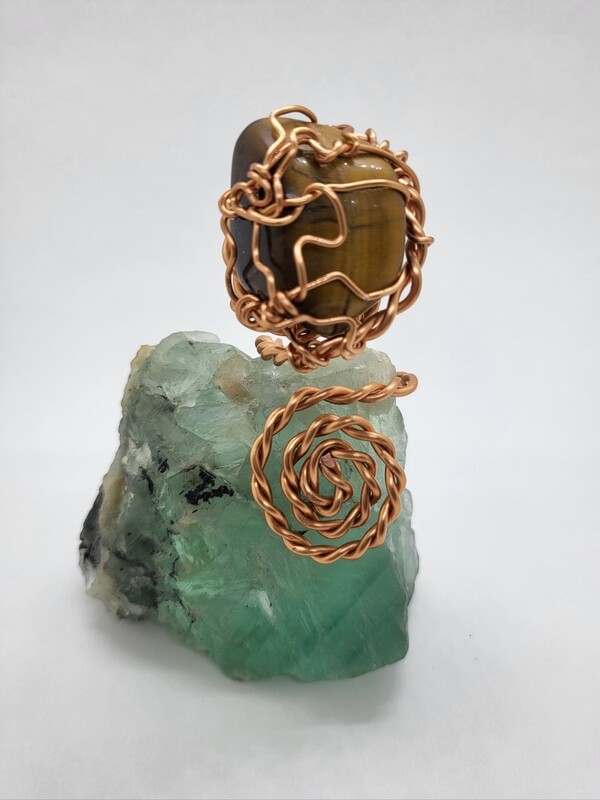 Gemstone Spiral Copper Ring