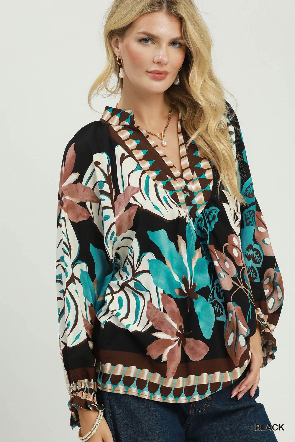C6749Blk