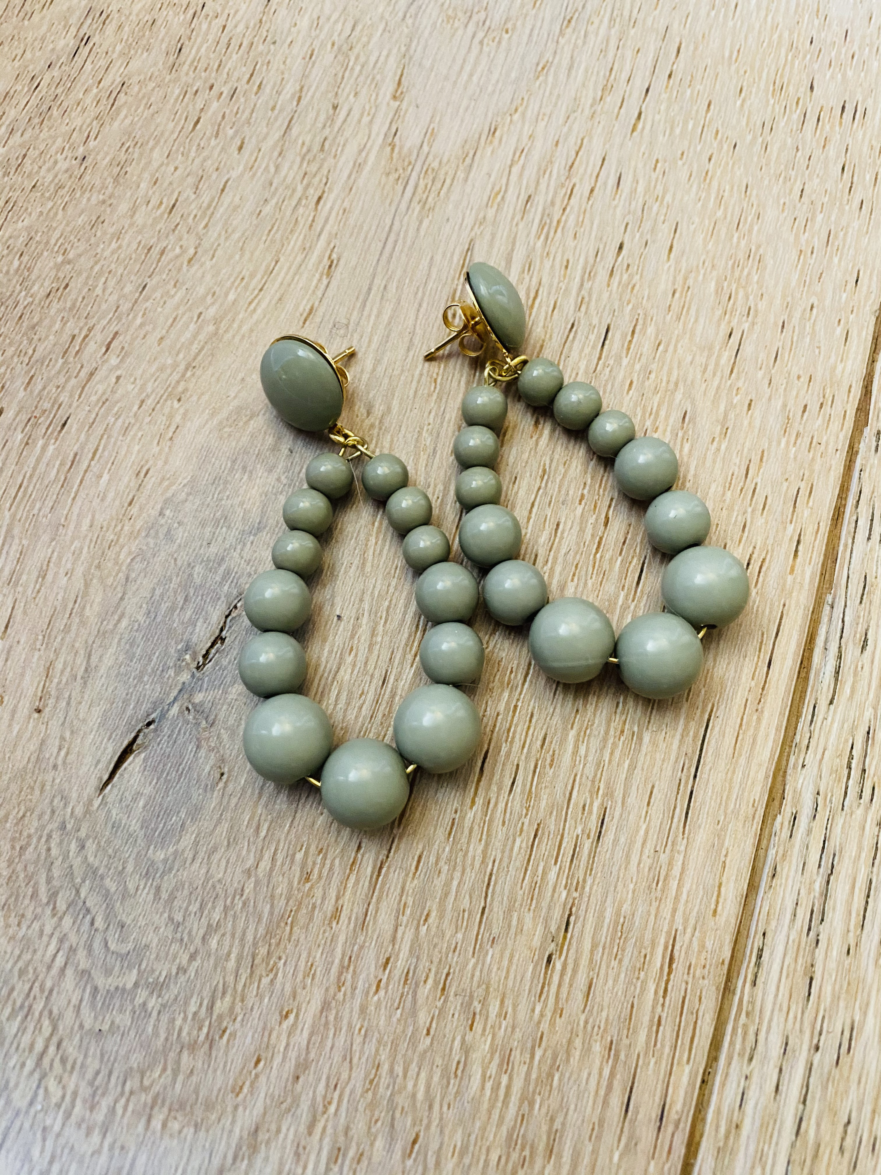 Boucles d'oreilles Perlette kaki