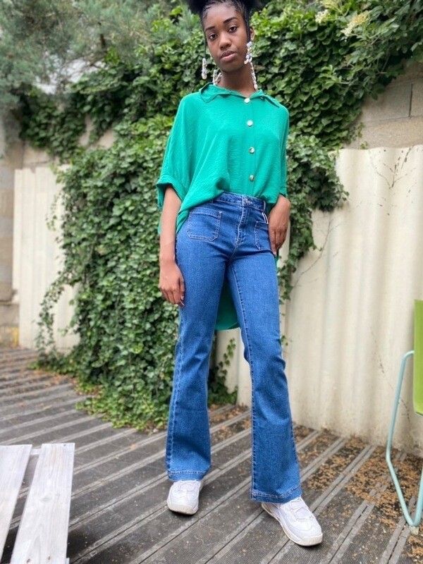Chemise verte Ninon Taille unique 42 à 50 Chemise verte Ninon Taille unique 42 à 50