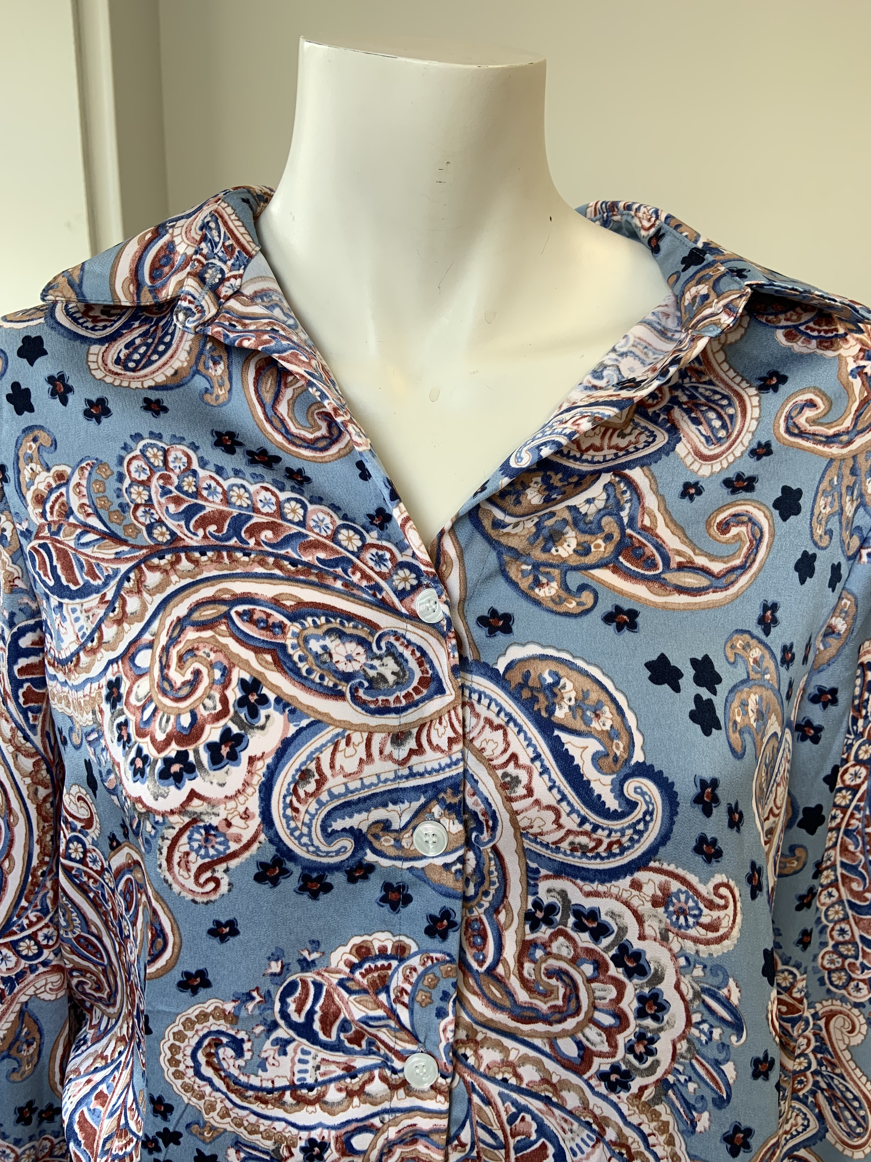 Chemise bleue à motifs S