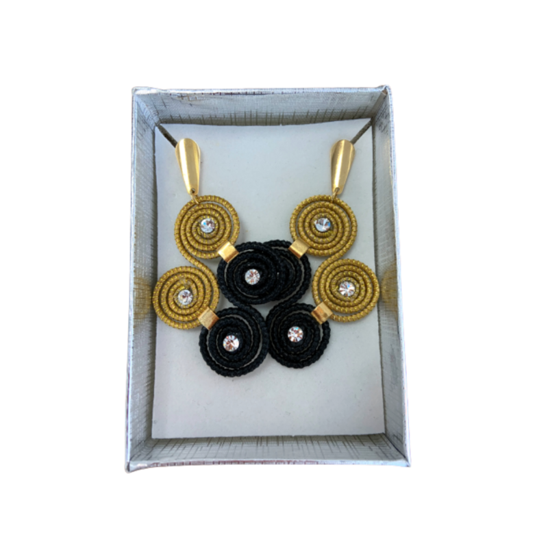 Grandes boucles d'oreilles or végétal