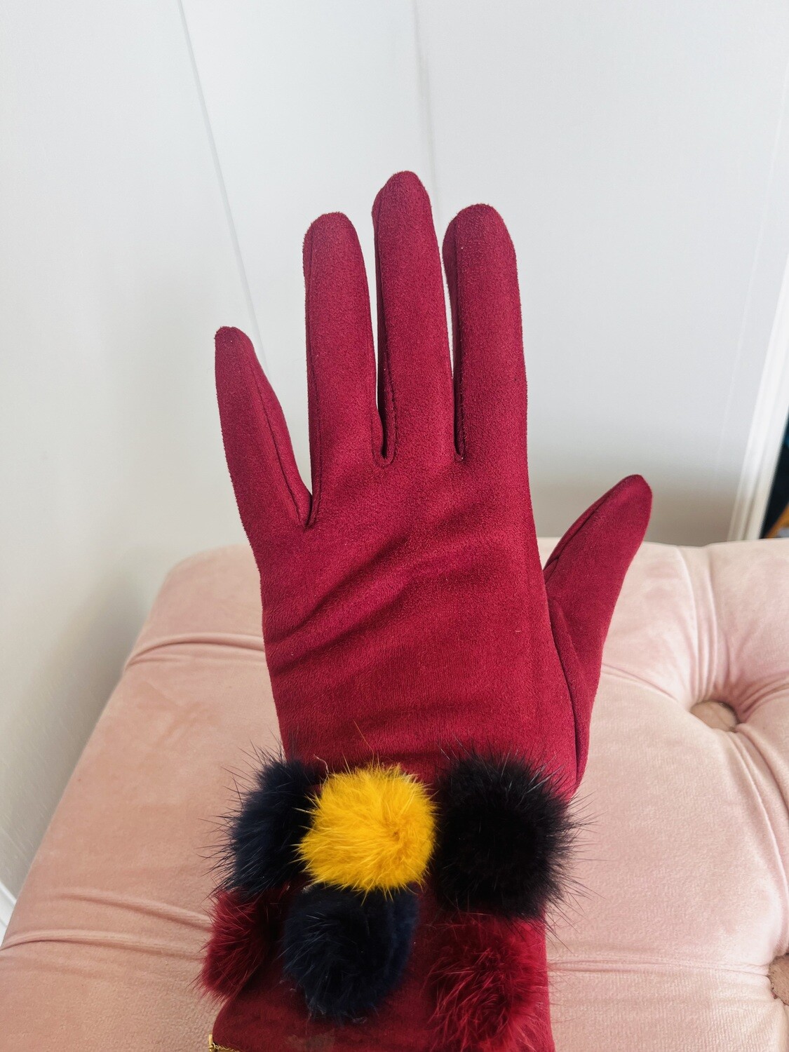 Gants pompons bordeaux