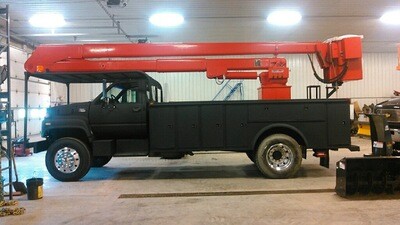 GMC Truck With Manlift