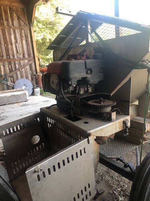 Buyers 8&#39; Pickup Truck Sander