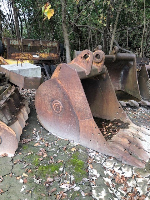 Kobelco 42&quot; Bucket