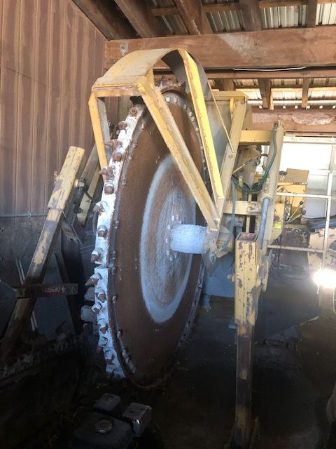 Vermeer 600D Road Saw