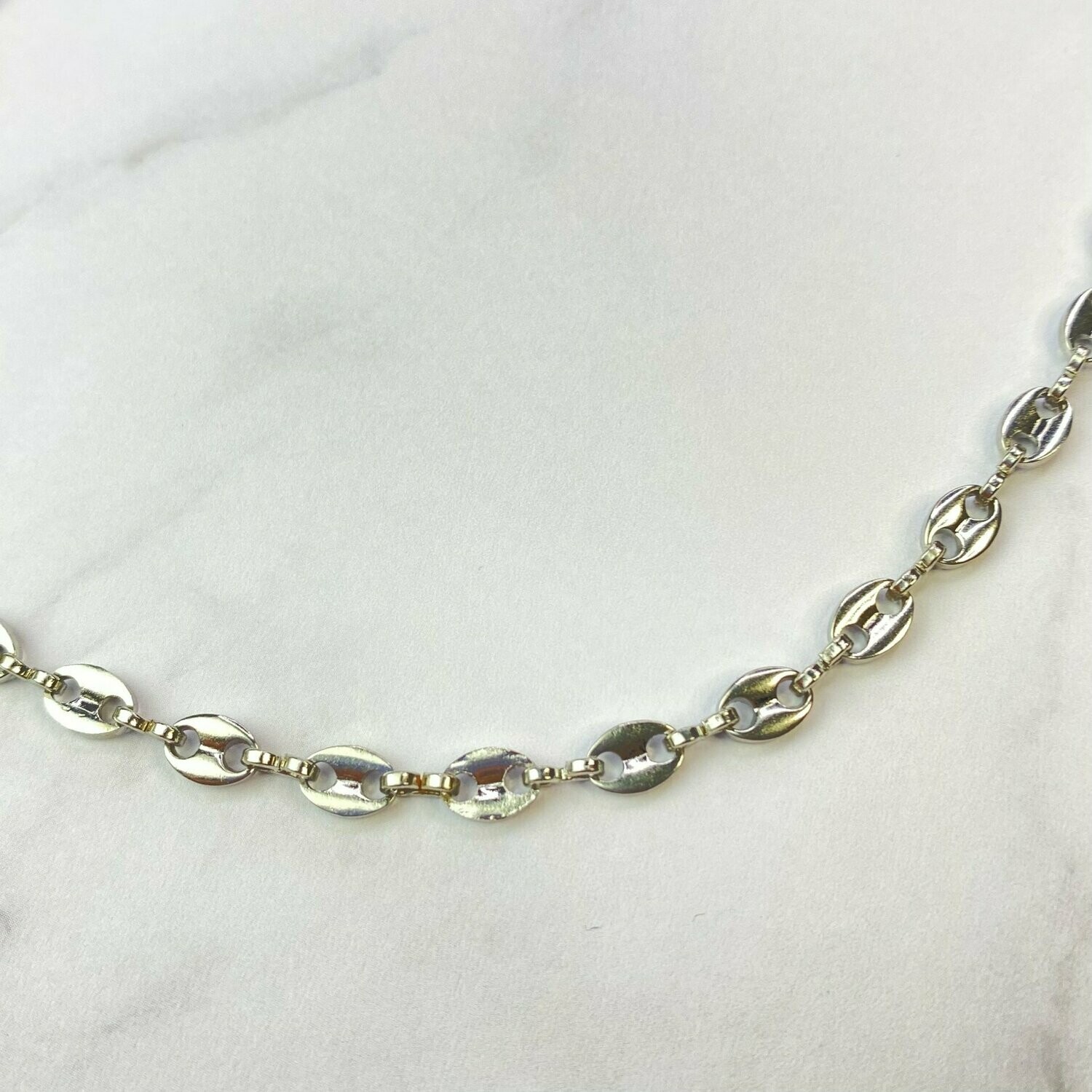 Collier Abby