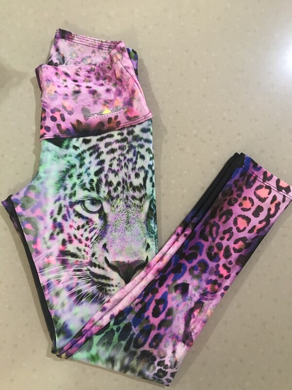 TAÉ Clothing - Neon Magenta