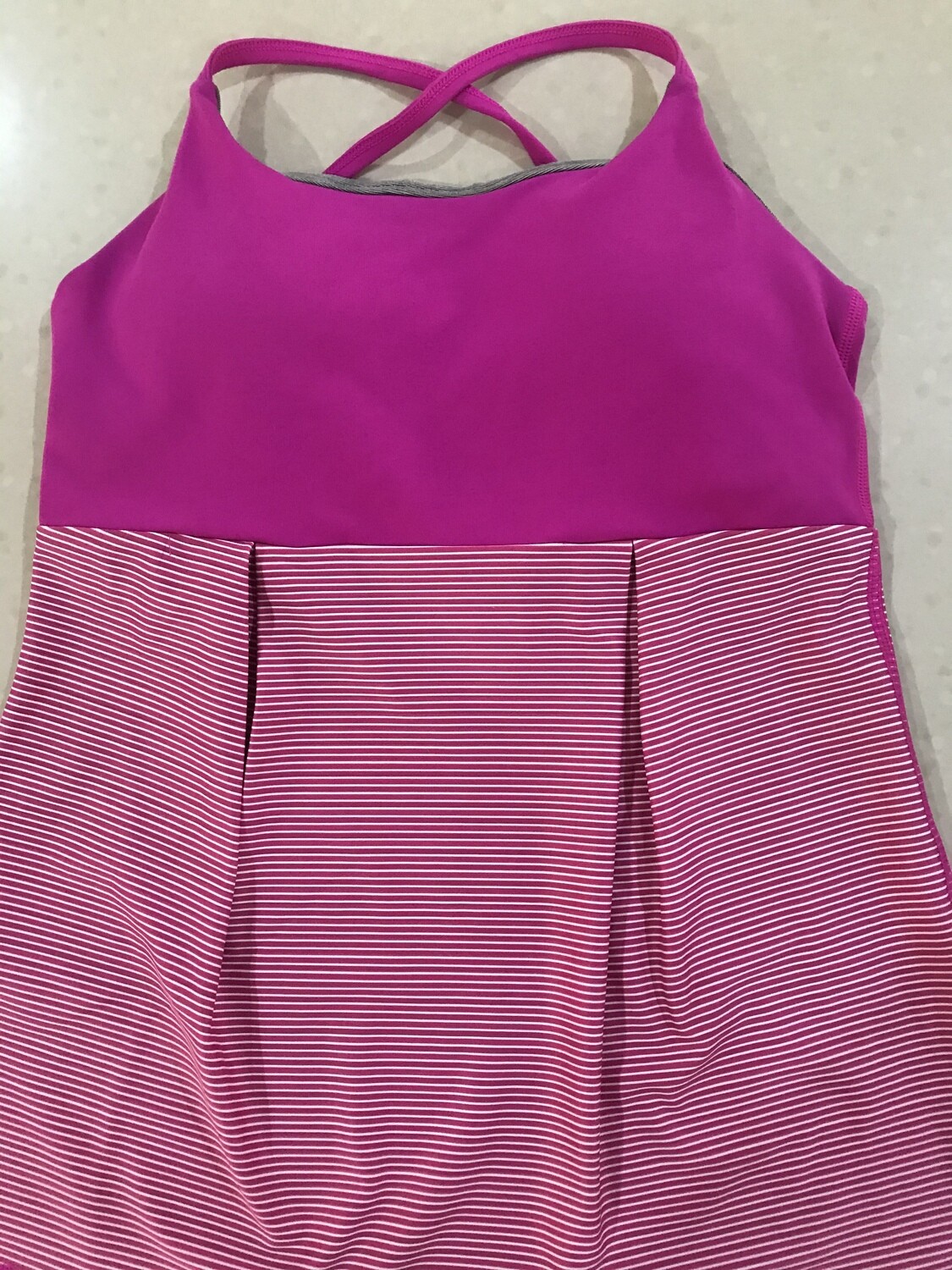 Vivre - Flare Tank - Pink, Size: Small