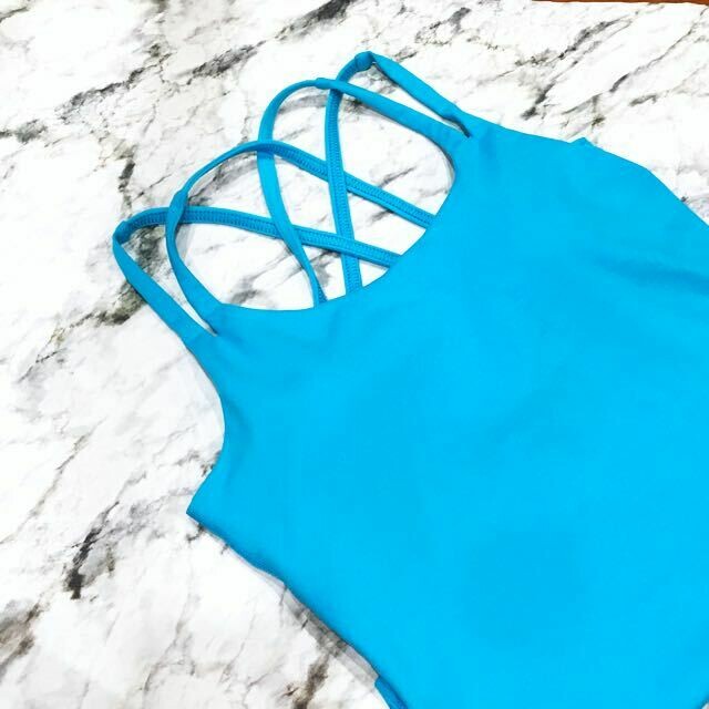 Vivre - Intercross Tank - Peach