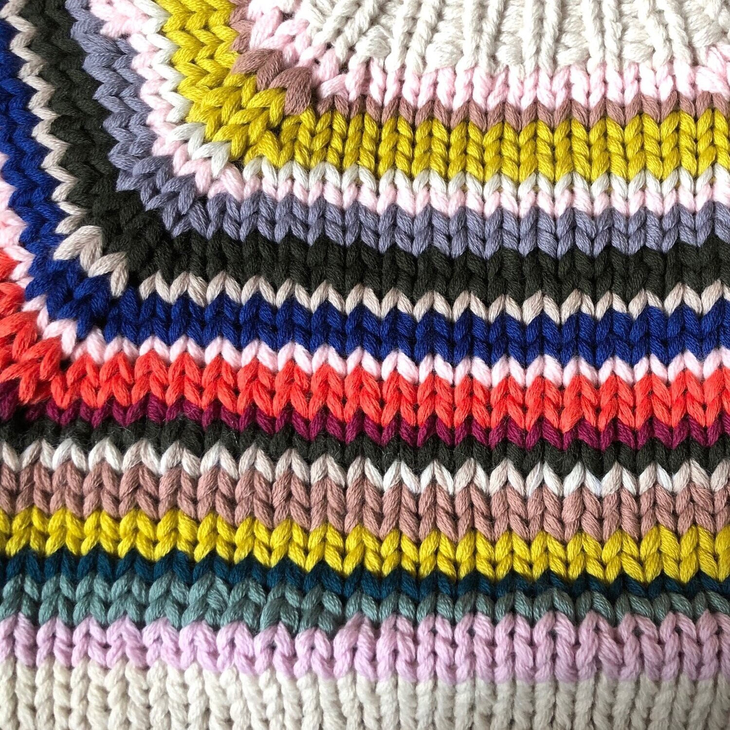 Cropped Sweater LENE MULTICOLOR Cropped Sweater LENE MULTICOLOR, Größe: XS/S, Farbe: Streifen 2