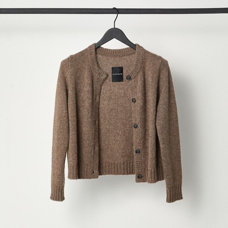 SARA CARDIGAN aus Kaschmir/Seide SARA CARDIGAN aus Kaschmir/Seide